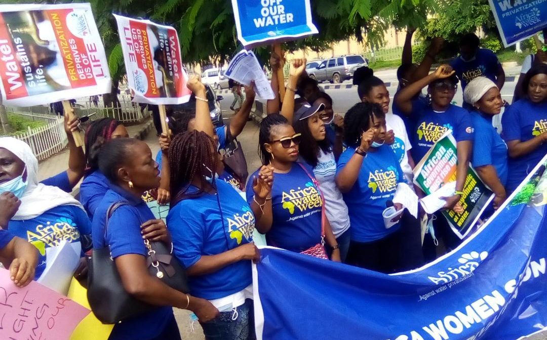 Women-protest-against-water-privatisation
